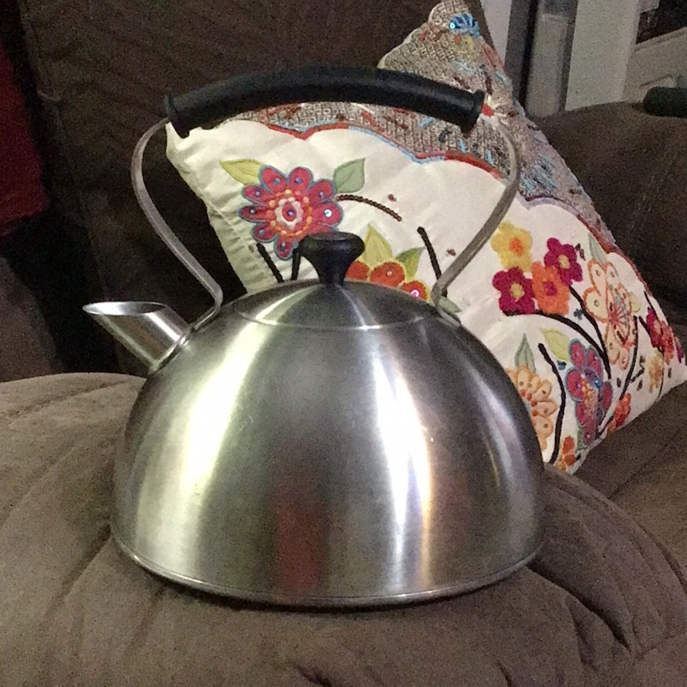 COPCO 18/10 STAINLESS STEEL KETTLE